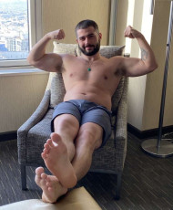 Bruno Baba Feet (56 pictures)