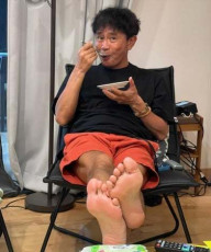 Masatoshi Hamada Feet
