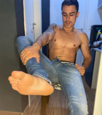 Renan Franco Feet (108 images)