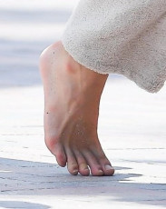 Shawn Mendes Feet (341 pictures)