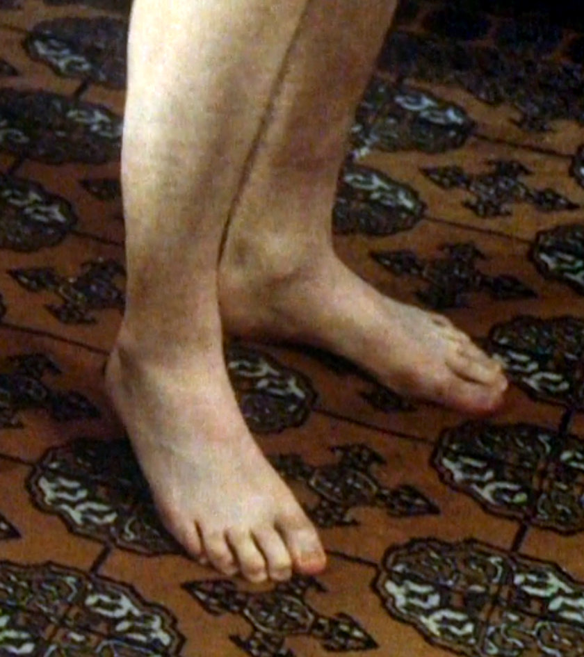 Alan Davies Feet