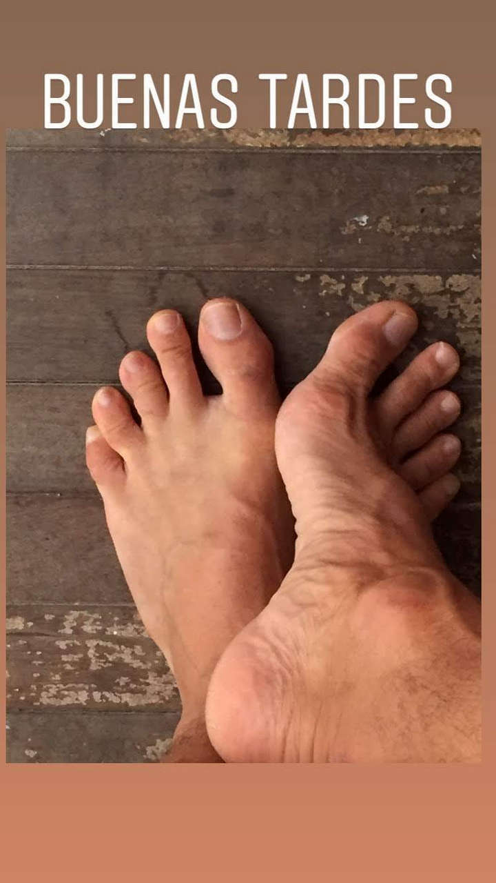 Carlos Casella Feet