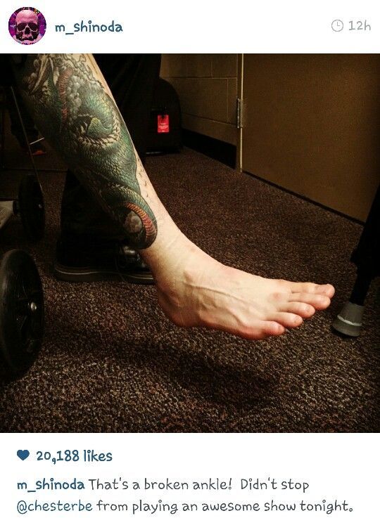 Chester Bennington Feet