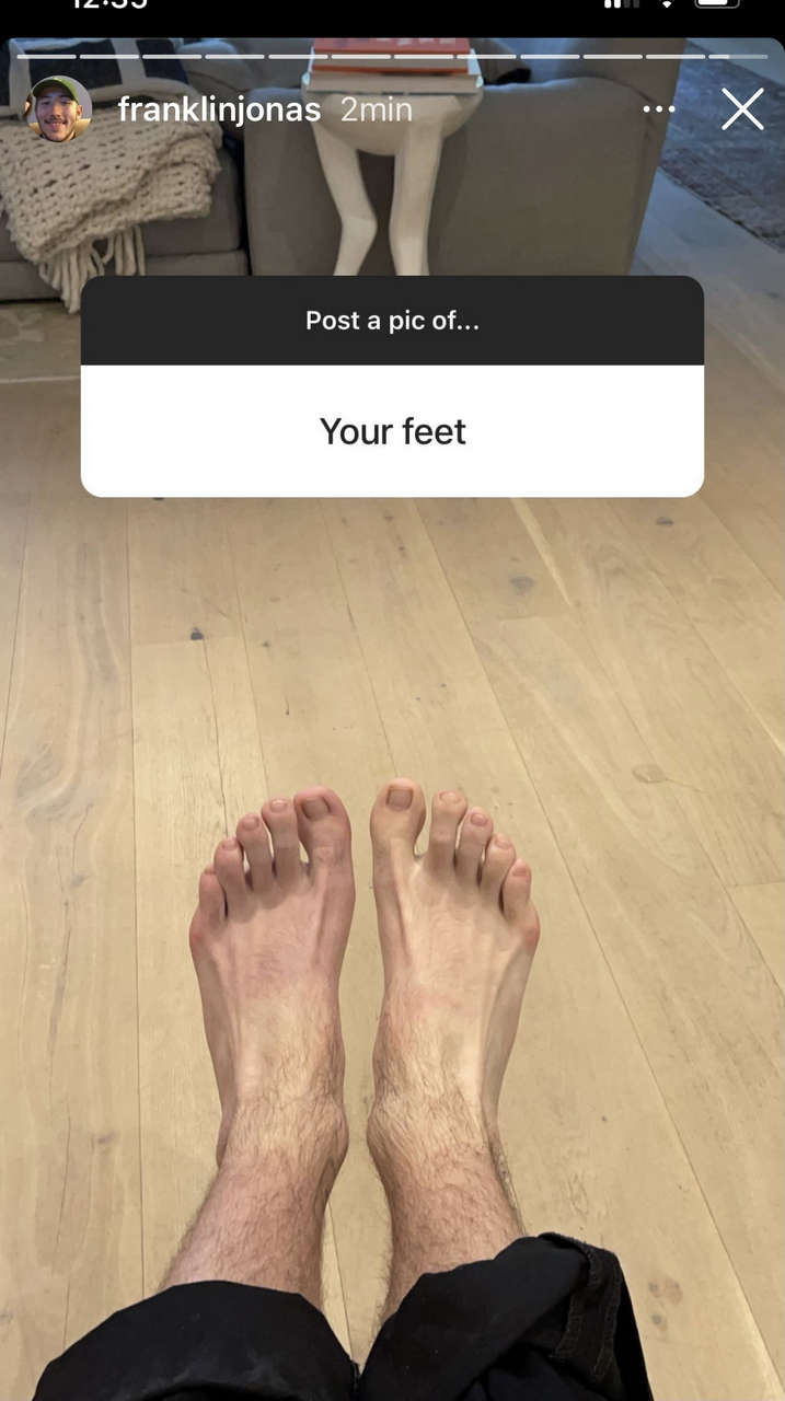 Frankie Jonas Feet