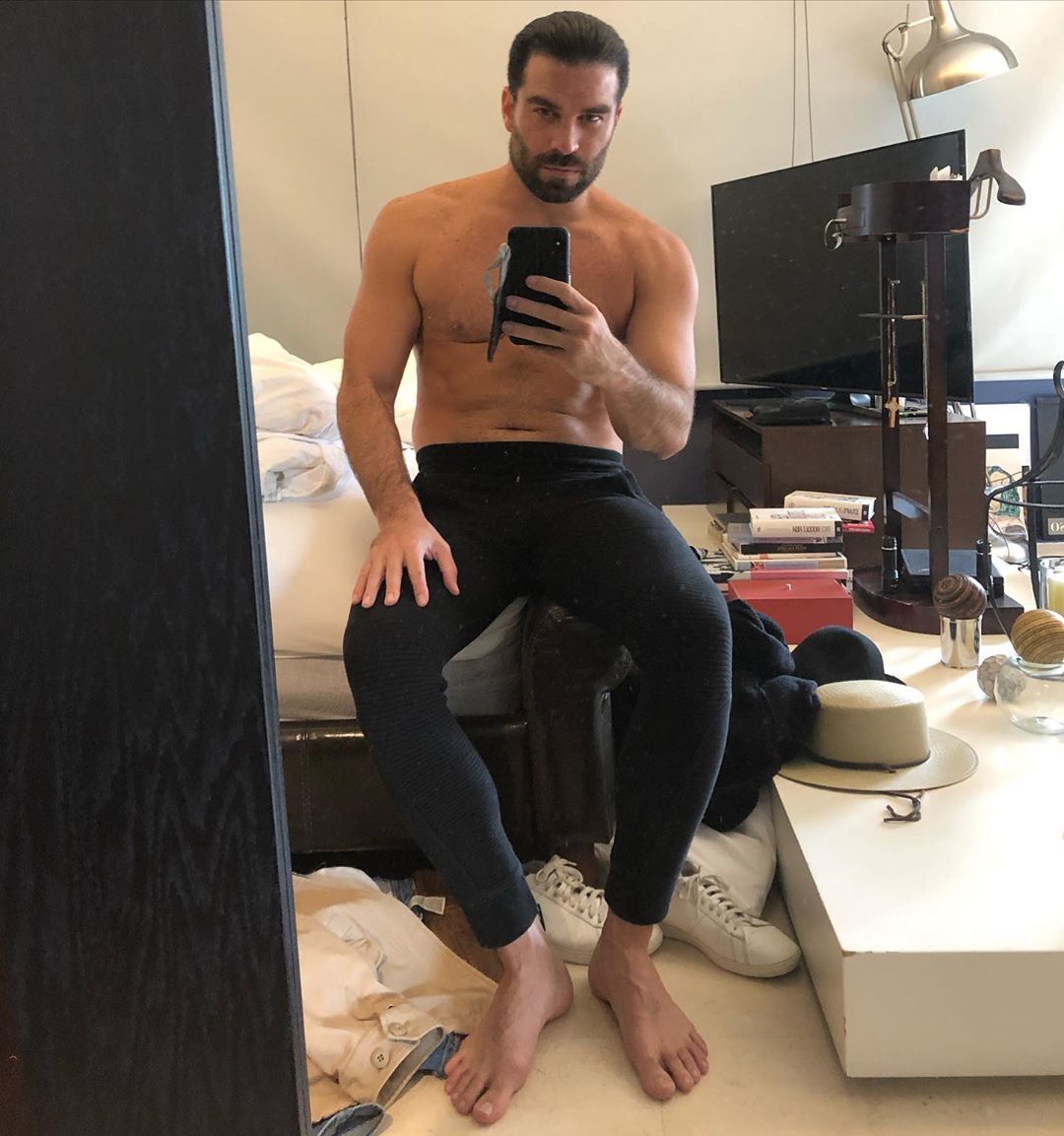 Alejandro Nones Feet