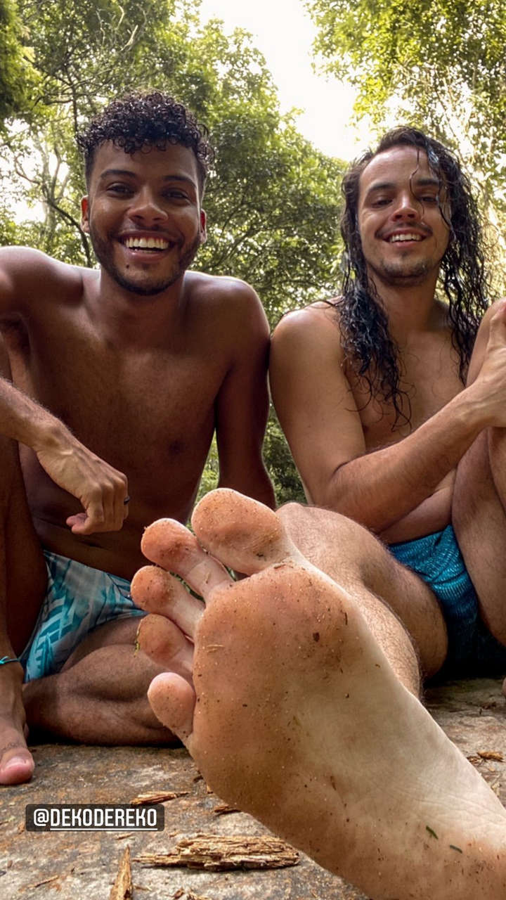 Andre Mello Feet