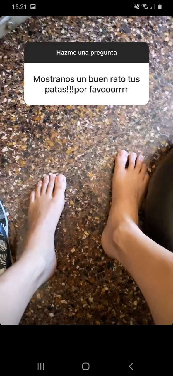 Axel Neri Feet