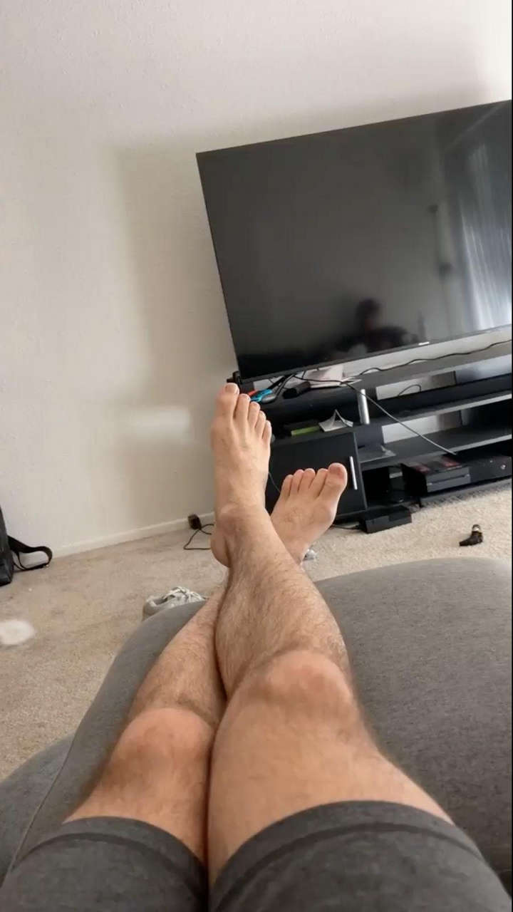 Gianluca Conte Feet