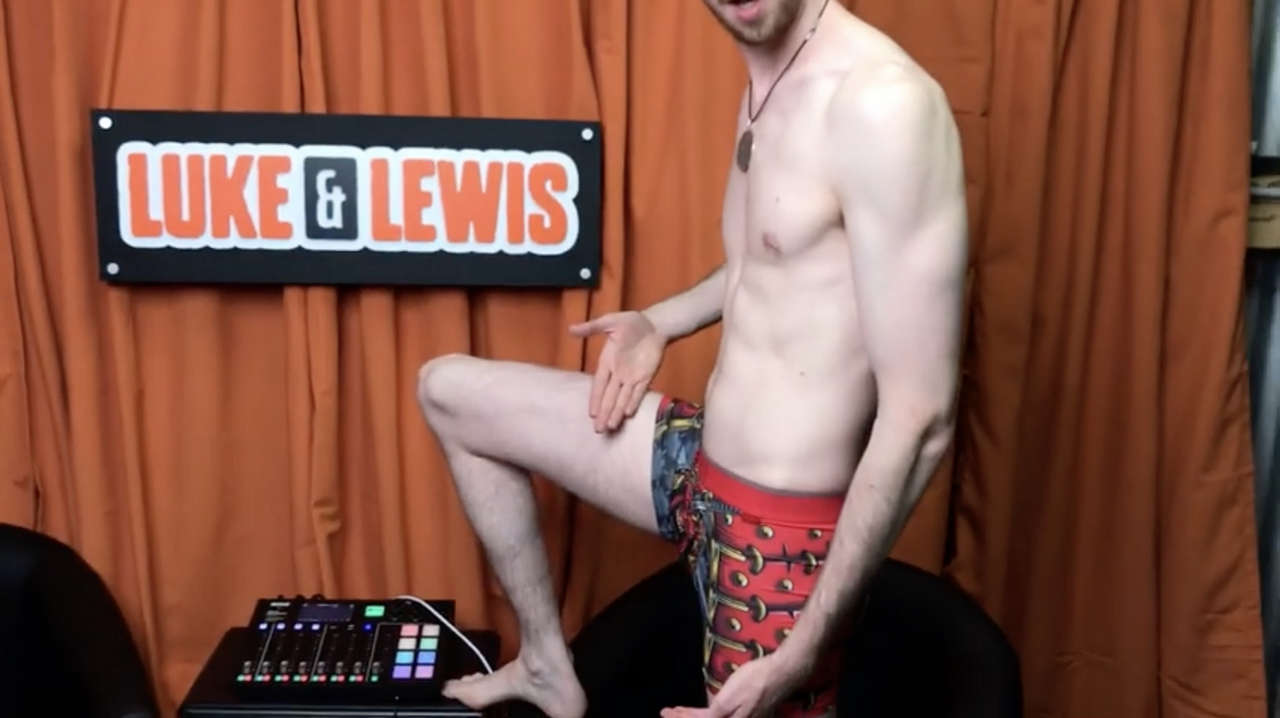 Lewis Spears Feet