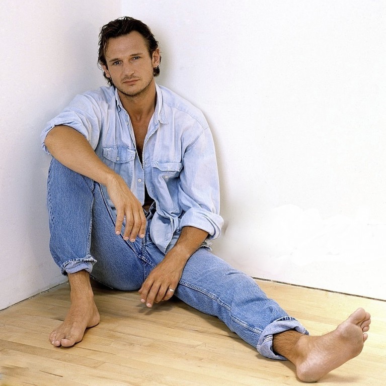 male celebrity feet pictures of Liam Neeson Feet (29 photos) - check our wi...
