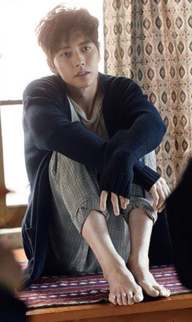 Park Hae Jin Feet