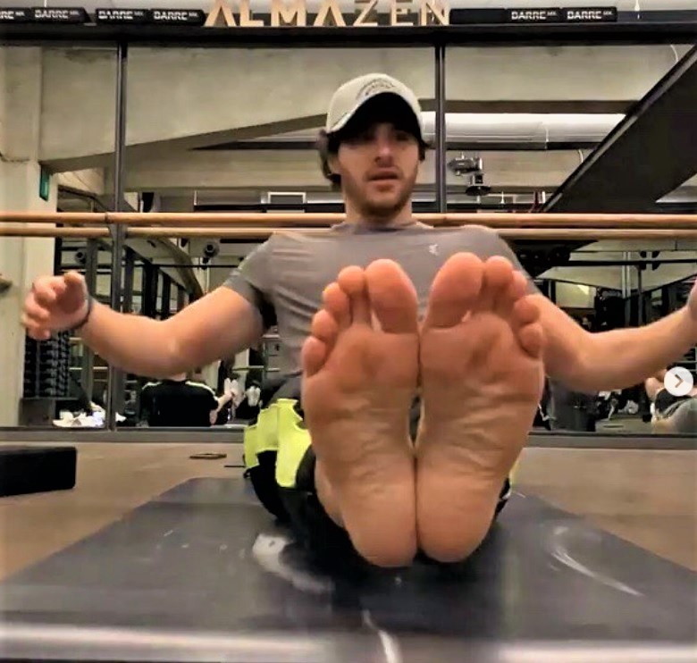 Renato Gutz Feet