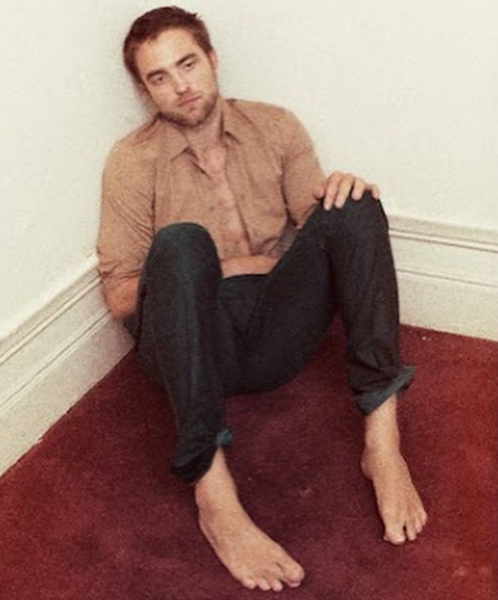 Robert Pattinson Feet
