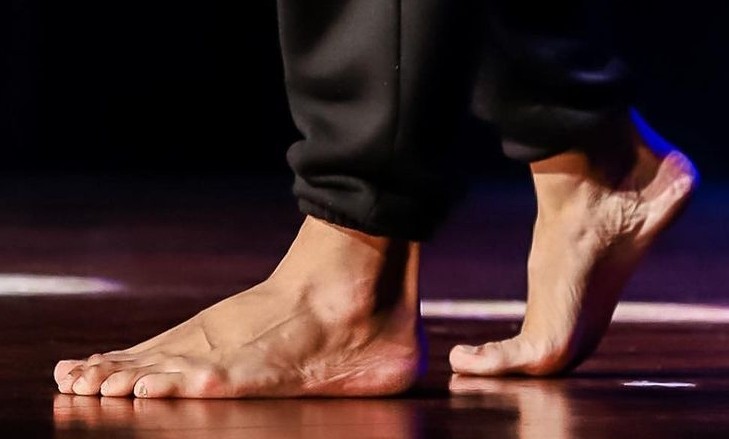 Thiago Ventura Feet