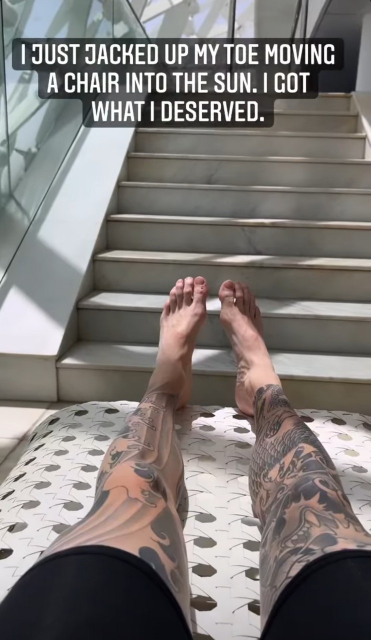 Adam Levine Feet