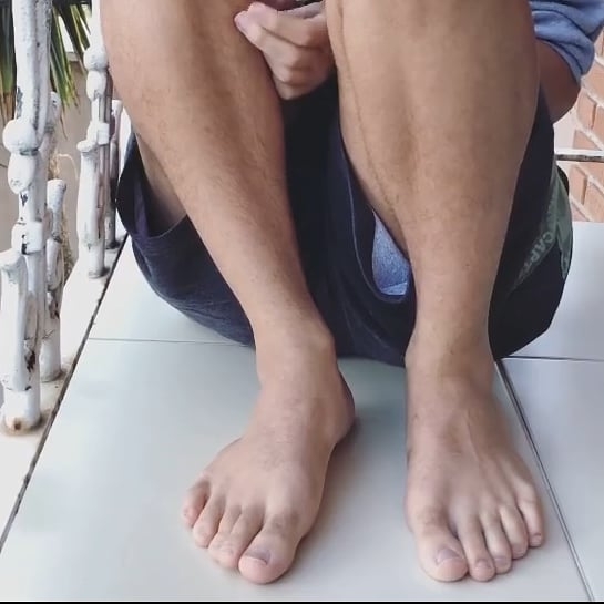 Eduardo Borelli Feet
