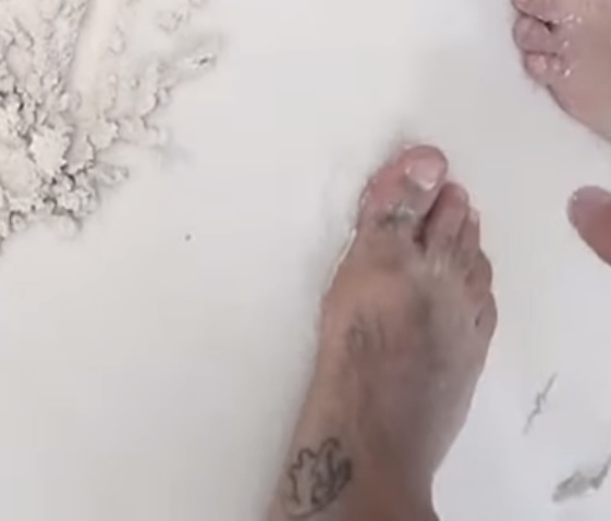 Juan Bertheau Feet
