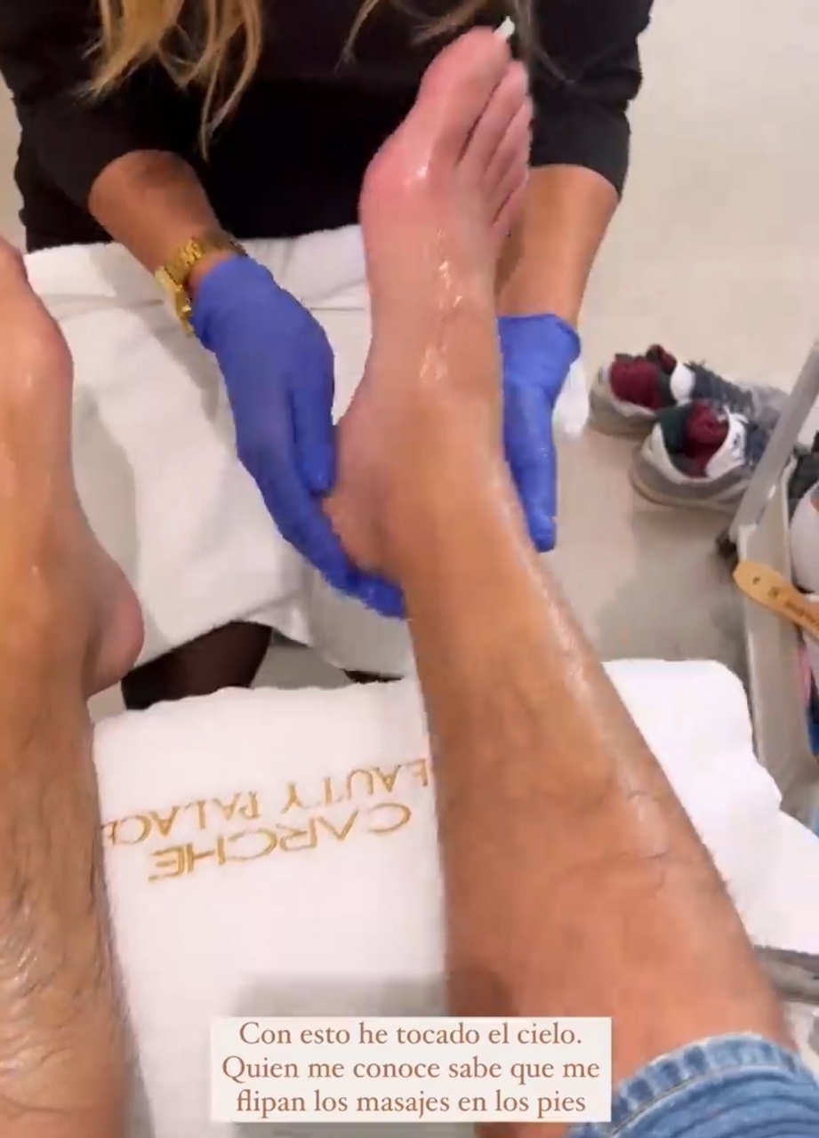 Pablo Castellano Feet