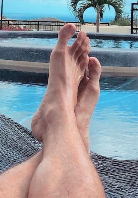 Rafael Nieves Feet