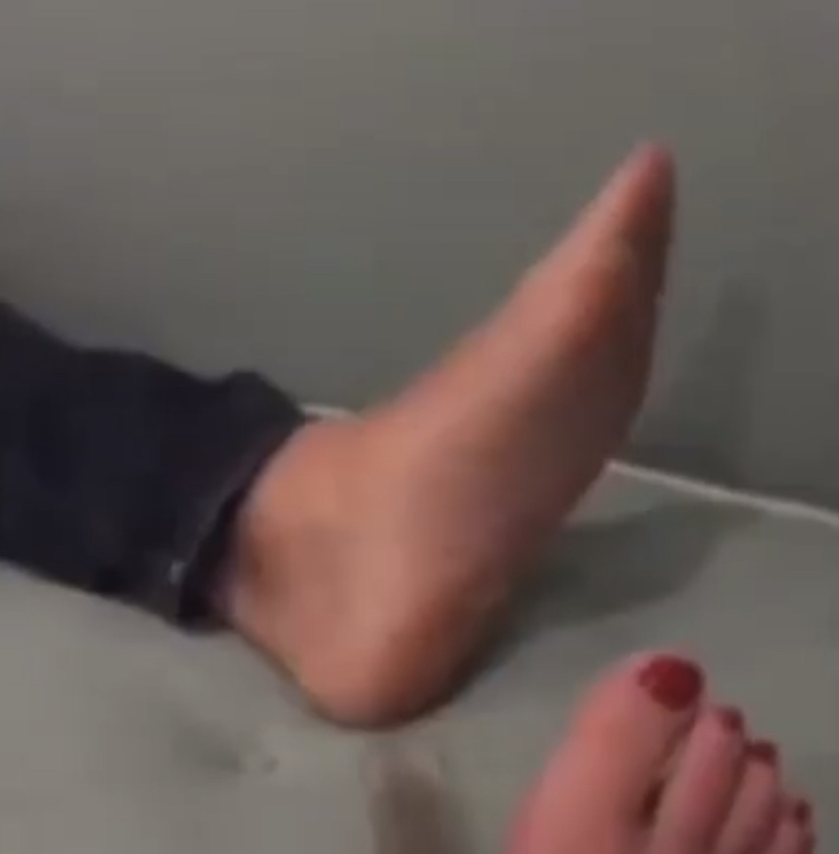 Tony Goldwyn Feet
