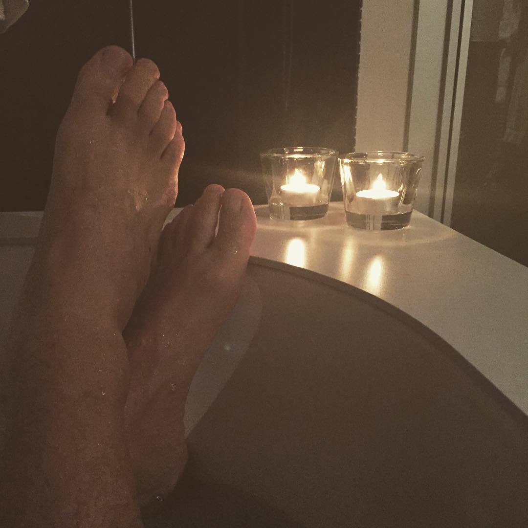 Walter Nudo Feet