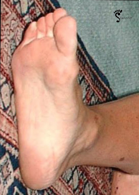 Walter Nudo Feet