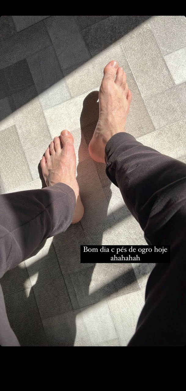 Alessandro Pierozan Feet