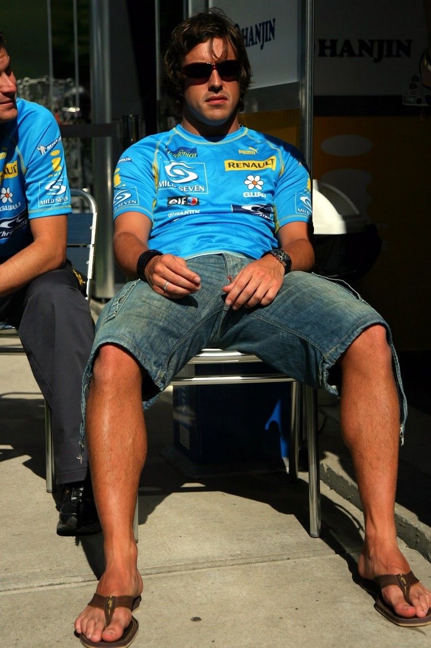 Fernando Alonso Feet