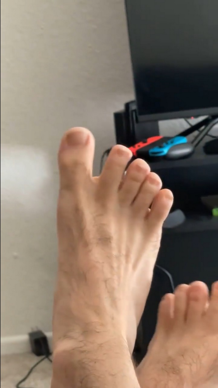 Gianluca Conte Feet