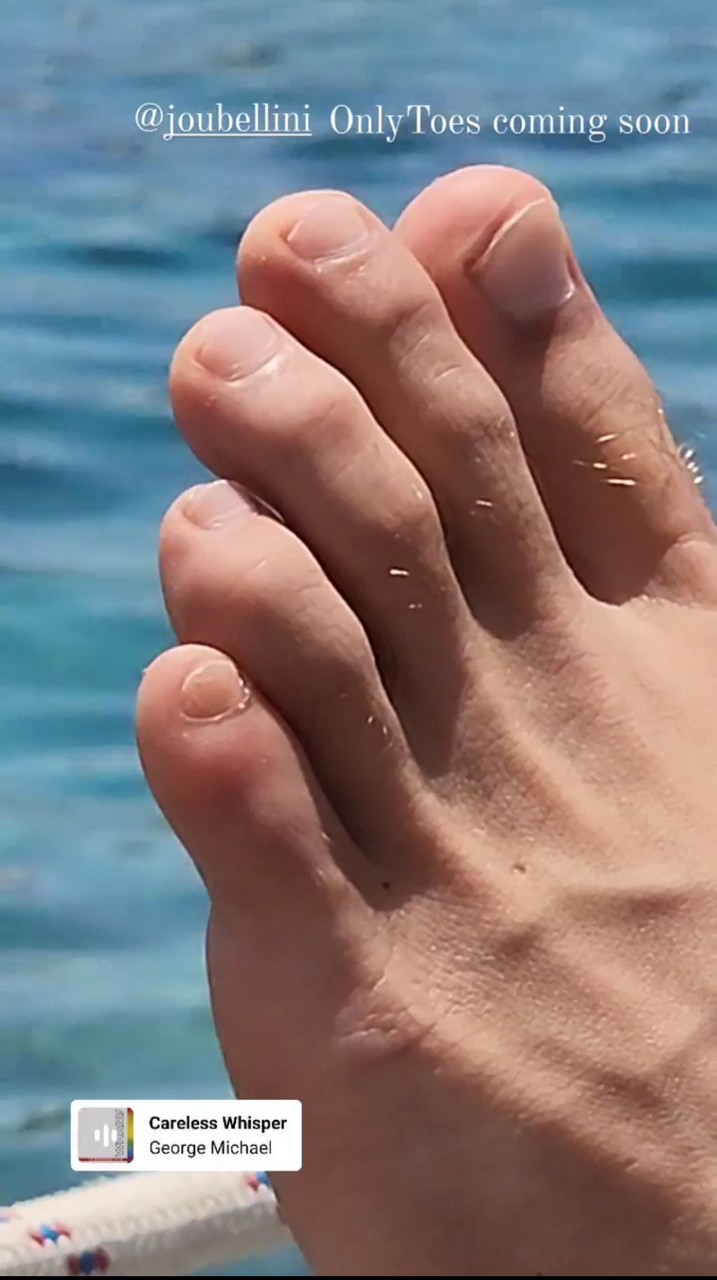 Jonathan Bellini Feet