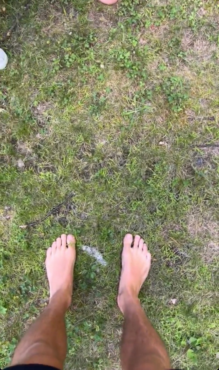 Shawn Mendes Feet